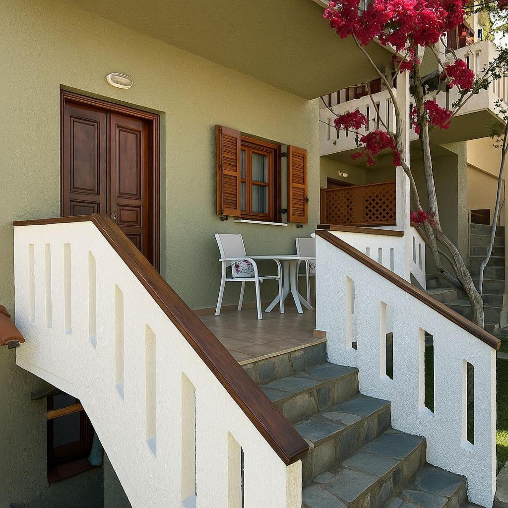 Nicolas Beach Palaiochora Exterior photo